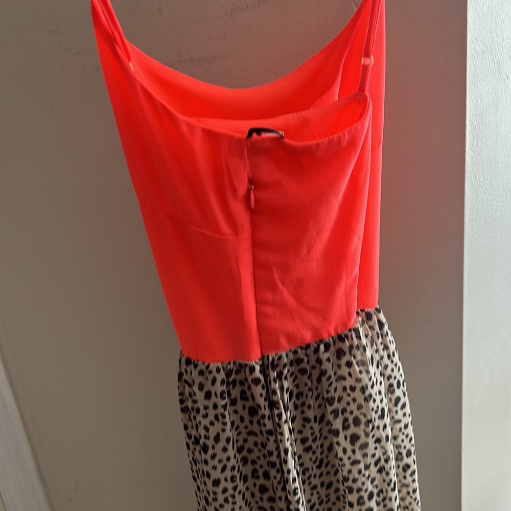 CHARMING CHARLIE LEOPARD MAXI DRESS - Picture 4 of 5